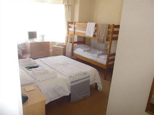 Kingsway Lodge Guest House 托基 外观 照片